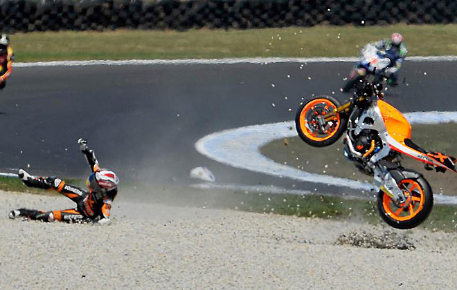 Cuando M�rquez remont� a Bradl 80 puntos nadie dudaba que ganar�a el t�tulo. Sin embargo, este accidente, el segundo consecutivo en dos semanas, le dej� sin opciones.