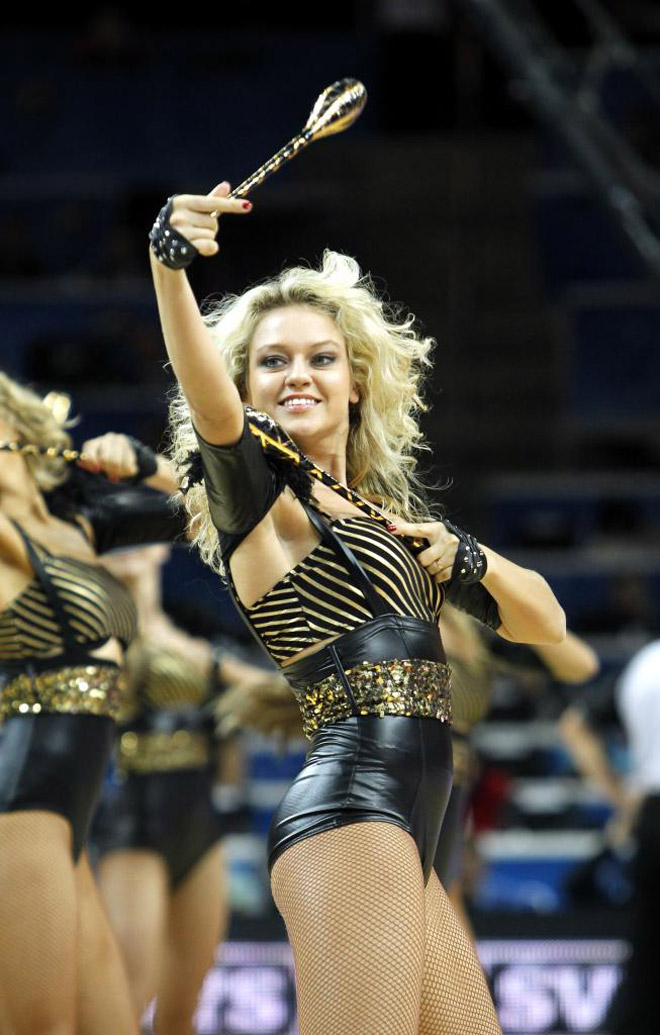 Tras casi tres semanas de Eurobasket el objetivo de Rafa Casal ha disparado cientos de maravillosas fotos. En esta fotogaler�a nos descubre las bellezas entre las bellezas de toda la competici�n.