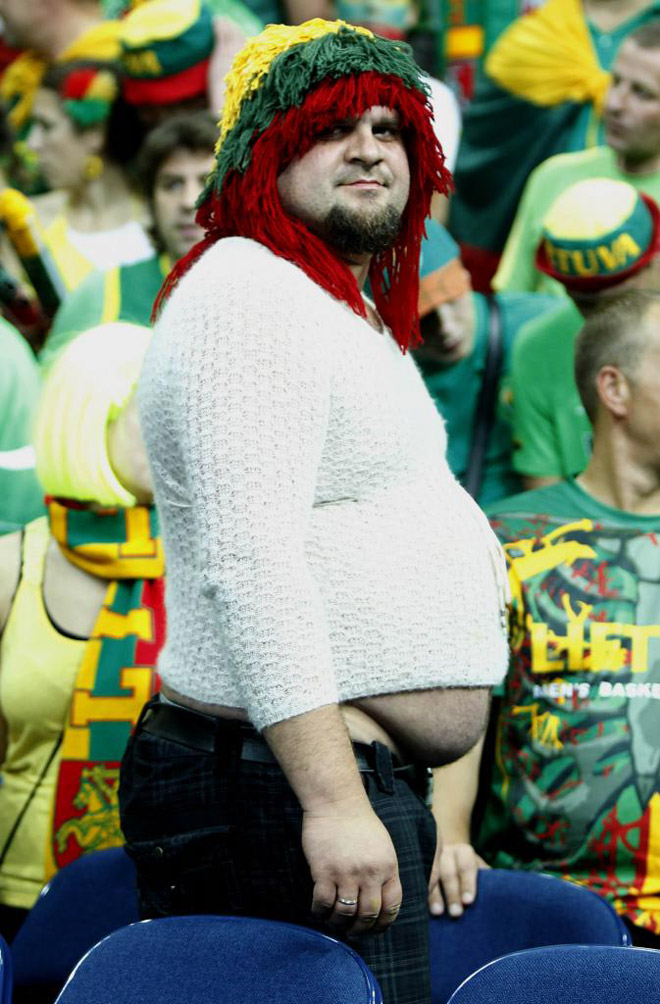 Tras casi tres semanas de Eurobasket el objetivo de Rafa Casal ha disparado cientos de maravillosas fotos. En esta fotogaler�a recopilamos su particular mirada indiscreta de la cita lituana.