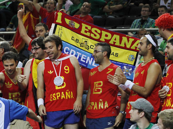 Tras casi tres semanas de Eurobasket el objetivo de Rafa Casal ha disparado cientos de maravillosas fotos. En esta fotogaler�a recopilamos su particular mirada indiscreta de la cita lituana.