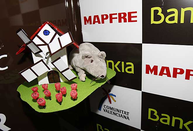 La mascota de Terol tambi�n viaj� a Holanda para estar cerca de los molinos y los tulipanes.