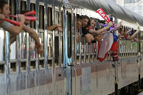 Los checos se desplazaron de forma masiva a Varsovia para seguir a los suyos en la Euro.