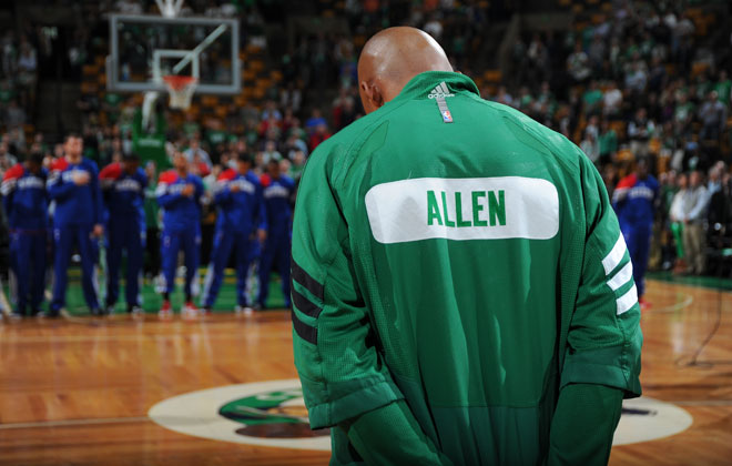 Ray Allen abandona Boston y <a href=//2012/07/07/baloncesto/nba/noticias/1341640660.html><strong>ficha por los Heat</strong></a> para formar un temible 'Big Four' con LeBron, Wade y Bosh