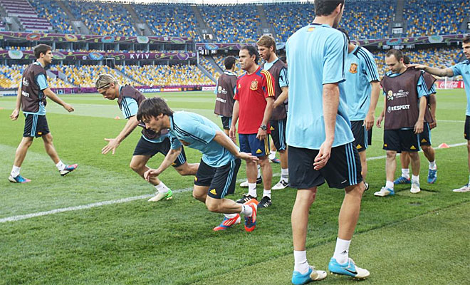 Suave entrenamiento antes de la final frente a Italia.