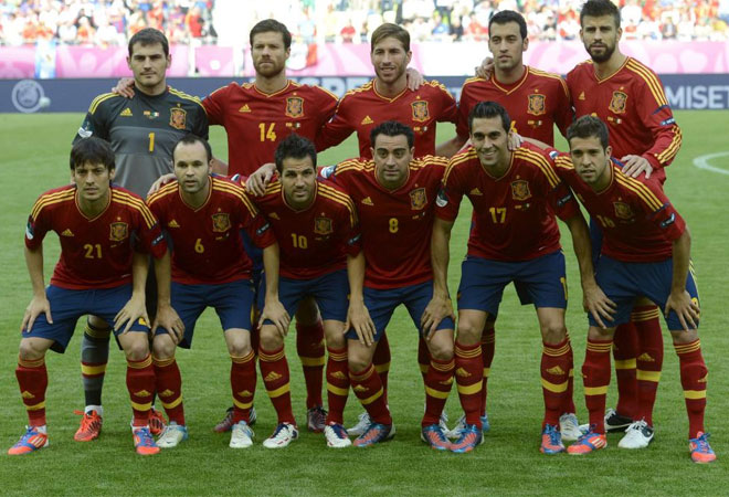 En la imagen aparecen los once primeros elegidos por Del Bosque en esta Eurocopa. Cesc fue la gran sorpresa.