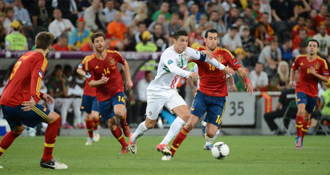 Ronaldo, como pas� en el Mundial de hace dos a�os, se march� a casa por culpa de Espa�a.