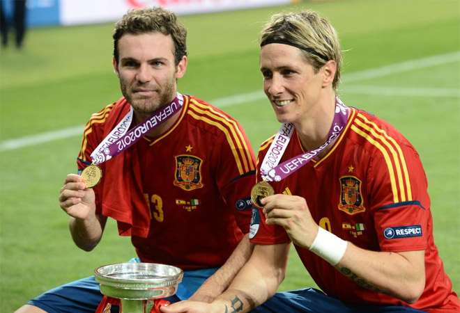 Torres y Mata, que este a�o ganaron la Champions, marcaron el tercero y el cuarto.