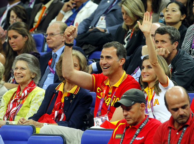 Espa�a y Estados Unidos volvieron a ofrecer uno de los mejores espect�culos nunca visto en una cancha. Un partidazo de baloncesto del que disfrutaron en directo los pr�ncipes de Asturias como dos aficionados m�s.