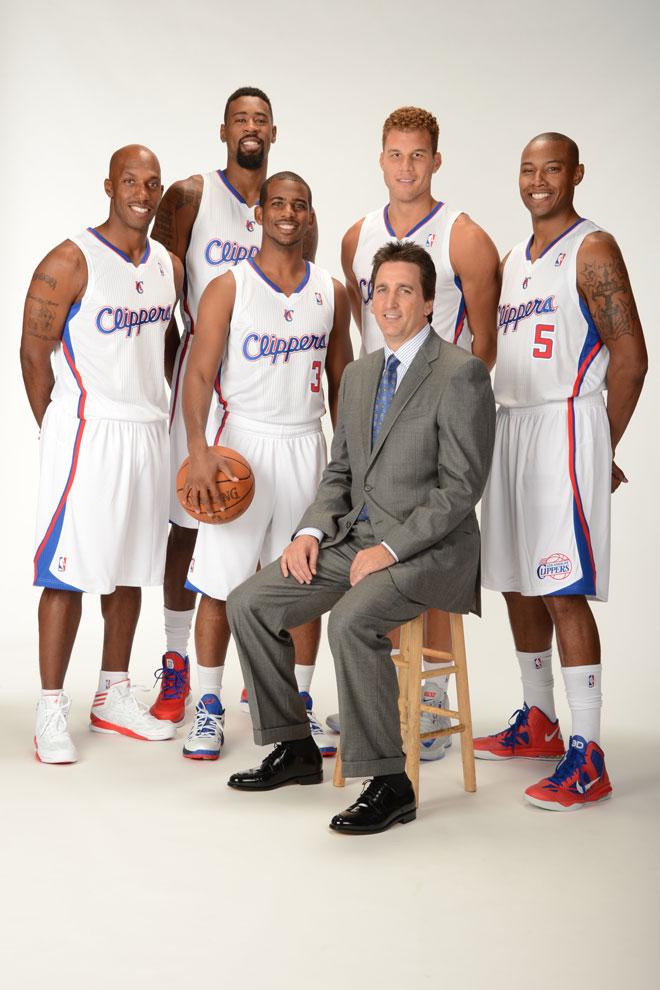 Los Clippers se dieron un fest�n de risas durante la presentaci�n del equipo en el media day. Blake Griffin, Chris Paul, Chauncey Billups, DeAndre Jordan y el resto se conjuraron para ganar el anillo. Tres ex Lakers luchar�n por arrebatar al vecino el cartel de favorito: Lamar Odom, Matt Barnes y Ronny Turiaf.