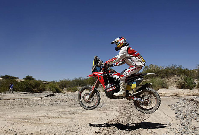 Las im�ganes espectaculares que dej� la cuarta etapa del Dakar.