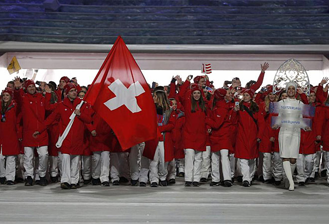 De esta guisa desfil� en la inauguraci�n del los JJ.OO de invierno la delegaci�n suiza
