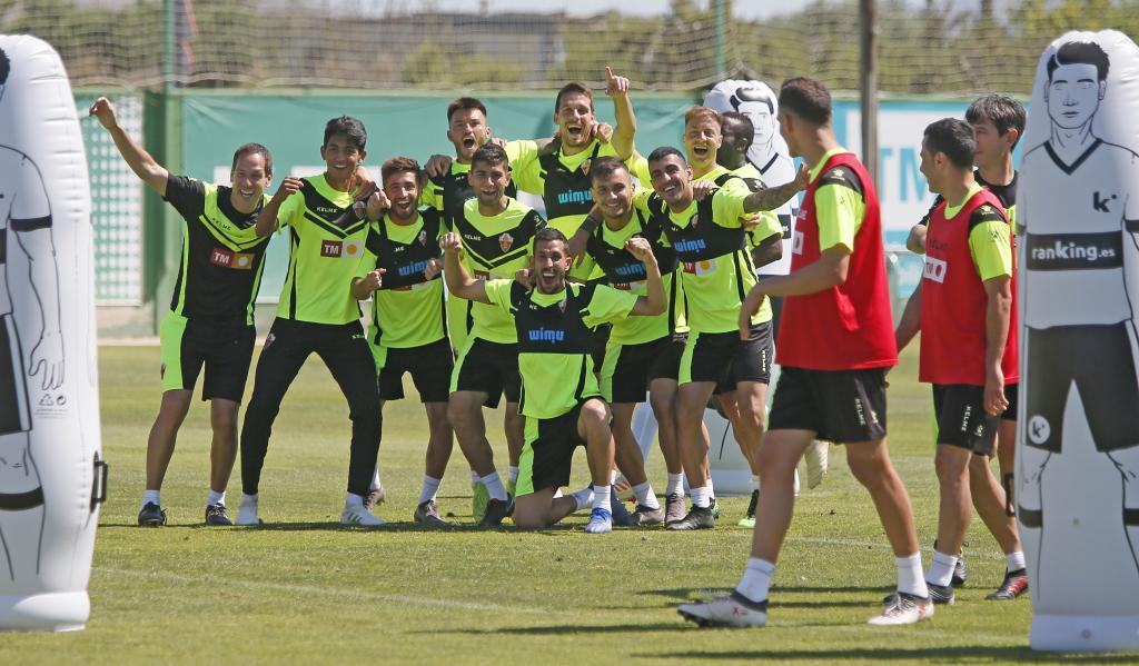 Elche: Casi la mitad de la plantilla del Elche no seguirá la próxima ...