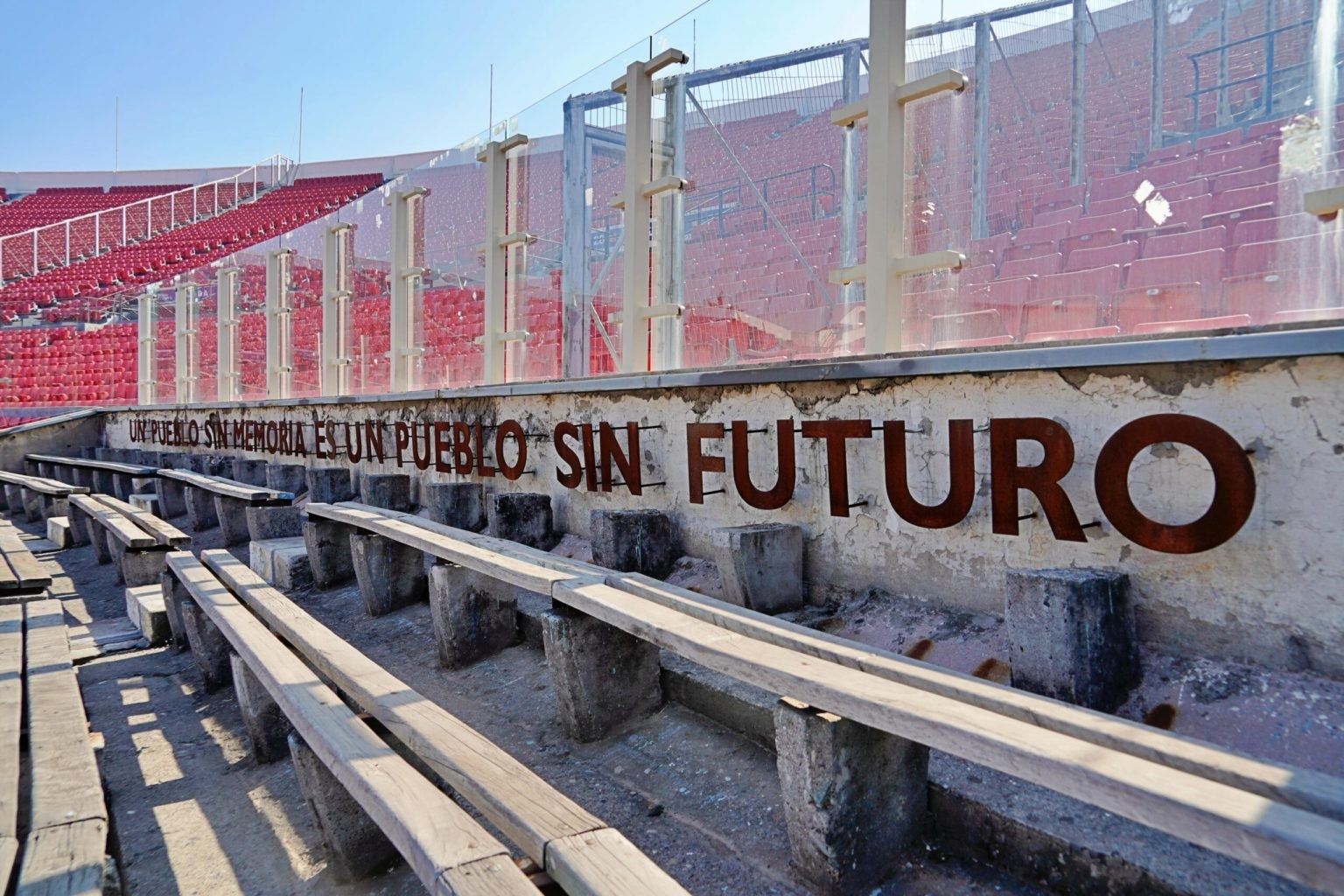 Chile recuerda el 50º aniversario del golpe de estado: tortura y exterminio en el Estadio Nacional