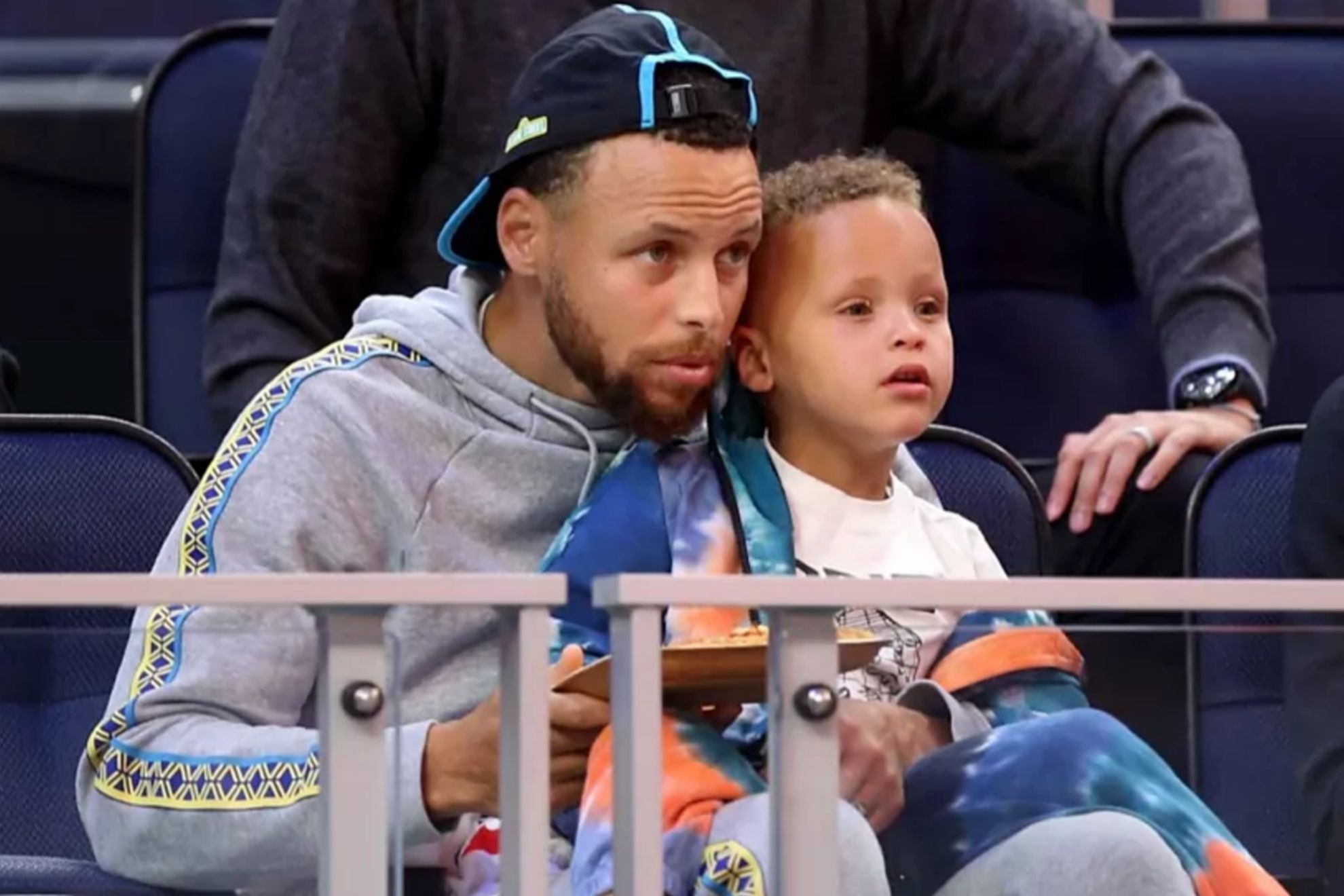 Stephen Curry's son's strong resemblance to Warriors coach Steve Kerr drives internet crazy | Marca