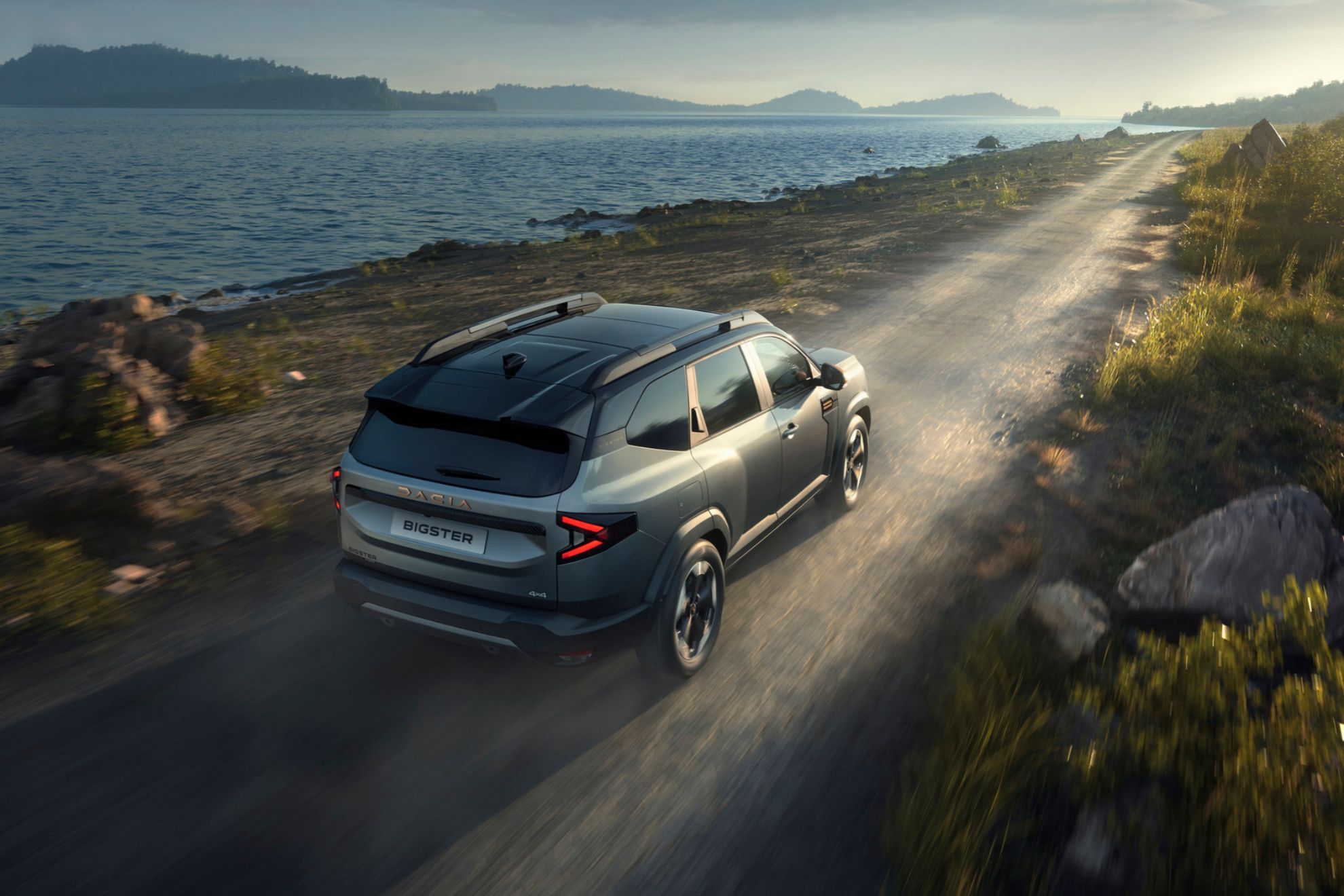 O Bigster, novo carro-chefe da Dacia, será um dos primeiros modelos a receber os motores Hybrid-G.