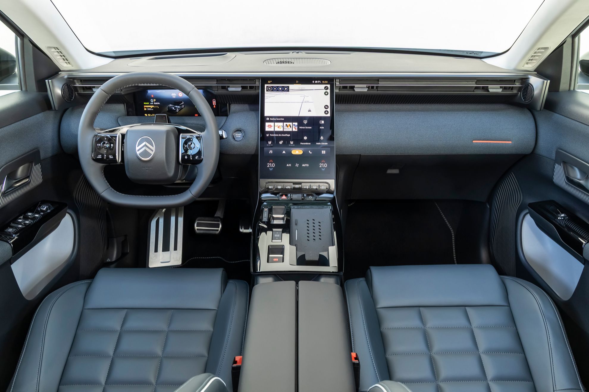 O interior do novo C5 Aircross foi completamente renovado.