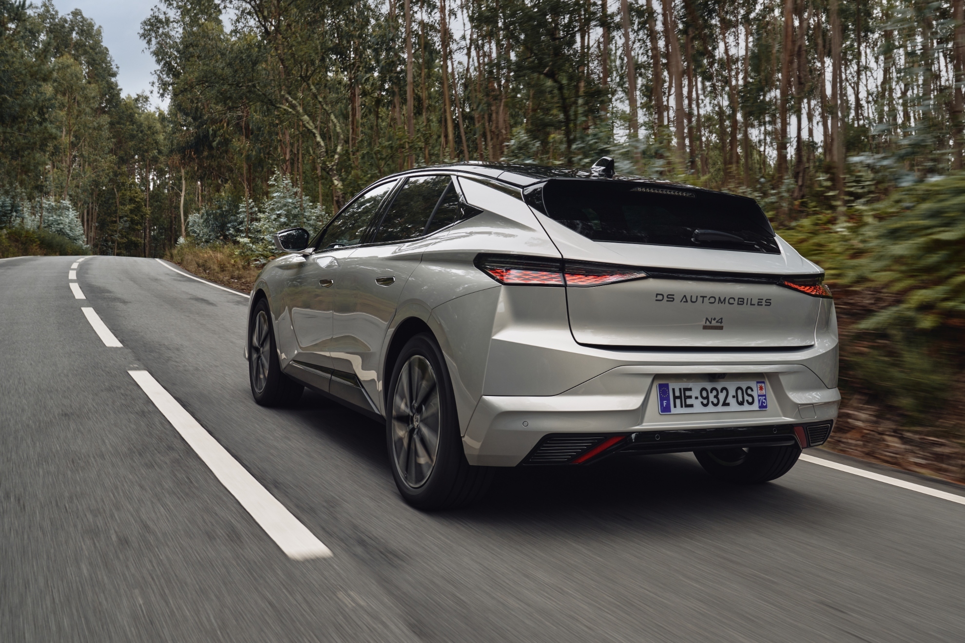 O DS Nº4 é uma opção diferente para o mercado de compactos premium.