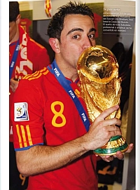 El libro repasa la trayectoria deportiva de Xavi Hern�ndez